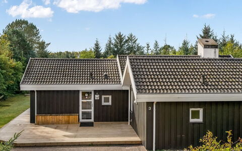 Mechthild - 2.7Km from the Sea: Loft, Gulvbelægning, Indretning, Etage, Kompositmateriale, Møbel, Udvej, Hotel, Design, Dagslys