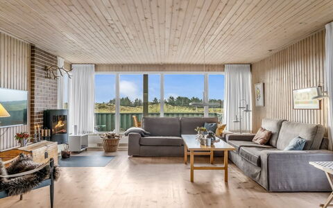 Fransine - 480M from the Sea: Tag, Land Lot, Sommerhus, Hjem, Landdistrikt, Skur, Sidespor, Garden Bygninger, Bjælkehytte, Hytte