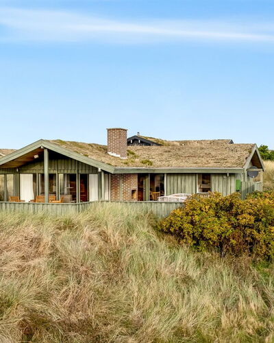 Fransine - 480M from the Sea