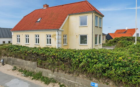 Atena - 50M from the Sea: Tag, Land Lot, Sommerhus, Hjem, Landdistrikt, Skur, Sidespor, Garden Bygninger, Bjælkehytte, Hytte