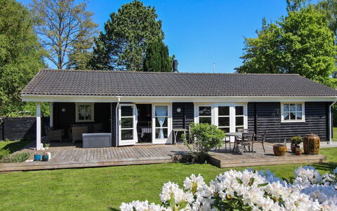Eia - 500M from the Sea: Tækning, Sommerhus, Hus, Tag, Hjem, Stuehus, Hytte, Estate, Landsby