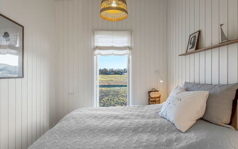 Vanna - 1.2Km from the Sea: Soveværelse, Sengetøj, Sengetøj, Seng, Sengetøj, Loft, Bed Frame, Hårdttræ, Bejdse, Planke