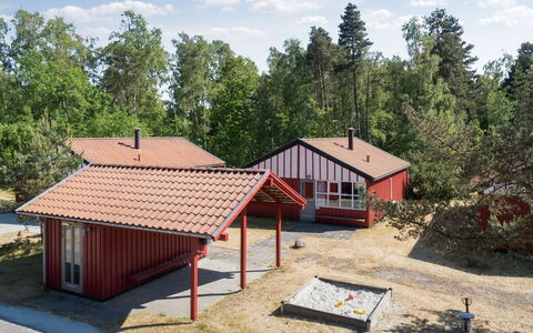 Ferbine - 400M from the Sea: Tag, Hus, Hjem, Sommerhus, Sidespor, Estate, Indkørsel, Garden Bygninger, Gård, Skur