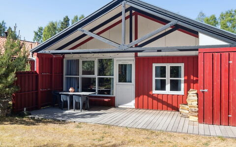 Ferbine - 400M from the Sea: Tag, Hus, Hjem, Sommerhus, Sidespor, Estate, Indkørsel, Garden Bygninger, Gård, Skur