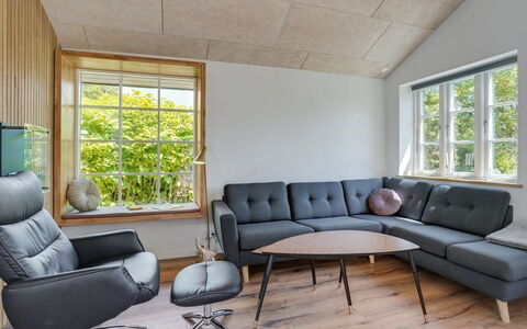 Kerkko - 150M from the Sea: Plantesamfund, Sollys, Urteagtig Plante, Have, Plantation, Landbrug, Farm