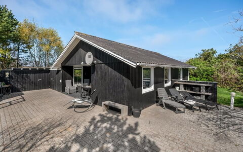 Ursel - 800M from the Sea: Hus, Tag, Hjem, Sommerhus, Skur, Garden Bygninger, Sidespor, Gård, Bjælkehytte, Hytte