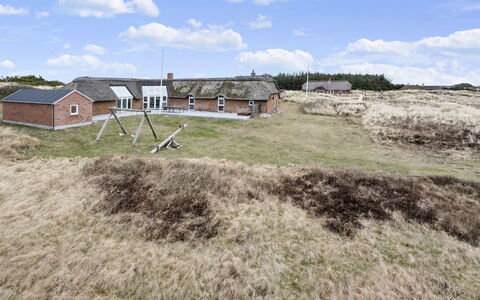 Alexia - 300M from the Sea: Sommerhus, Skur, Hytte, Stuehus, Prærie, Hytte, Lade, Bjælkehytte, Garden Bygninger