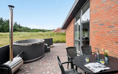 Mert - 1.2Km from the Sea
