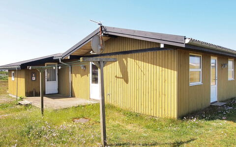 Rami - from the Sea: Tag, Hus, Hjem, Almindeligt, Land Lot, Landdistrikt, Sommerhus, Sidespor, Dør, Garden Bygninger