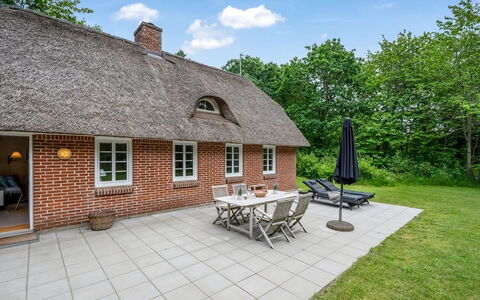Alkil - 1.7Km from the Sea: Tag, Land Lot, Sommerhus, Hjem, Landdistrikt, Skur, Sidespor, Garden Bygninger, Bjælkehytte, Hytte