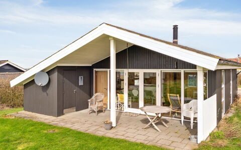 Tanea - 700M to the Fjord: Træ, Tag, Arkitektur, Hjem, Hus, Sommerhus, Sidespor, Hårdttræ, Hældning, Estate