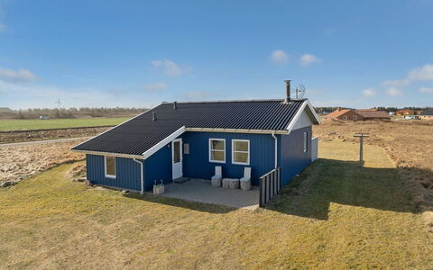 Soyala - 400M from the Sea: Sommerhus, Skur, Hytte, Stuehus, Prærie, Hytte, Lade, Bjælkehytte, Garden Bygninger