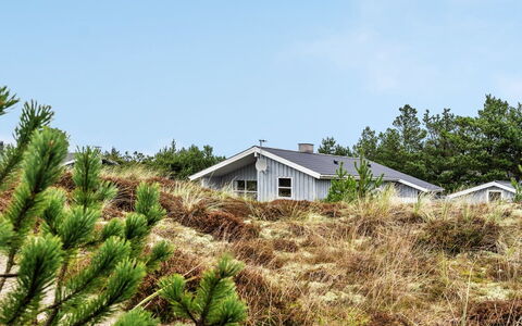 Tino - 900M from the Sea: Bjergrige Landskabsformer, Bjerg, Bakke, Bjergkæde, Hill Station, Menneskelig Bosættelse, Urban Design, Alps, Dal, Topmøde