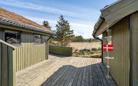 Alfrik - 900M from the Sea: Boligområde, Tag, Forstad, Indkørsel, Estate, Skorsten