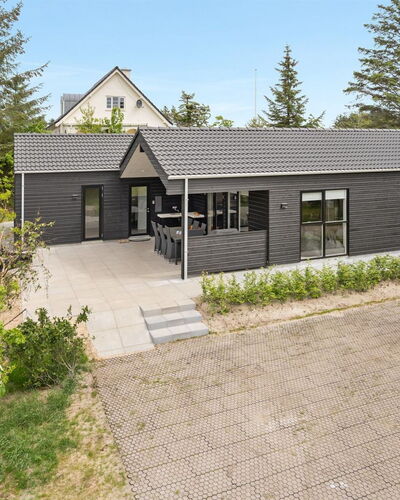 Antonina - 800M from the Sea