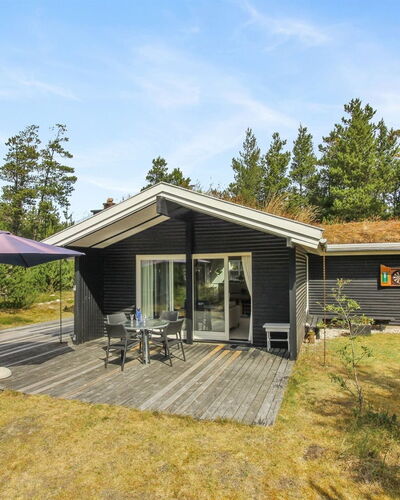 Heike - 1.3Km from the Sea