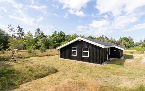 Anahi - 3Km from the Sea: Træ, Sommerhus, Hårdttræ, Planke, Bejdse, Garden Bygninger, Design, Gård, Bjælkehytte, Backyard