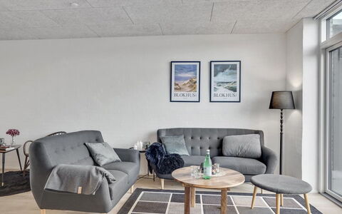 Ilsabe - 2Km from the Sea: Svømmepøl, Udendørs Møbler, Møbel, Udvej, Flise, Eco Hotel, Skygge, Stol, Fritid, Estate