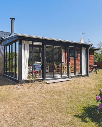 Lykka - 950M from the Sea