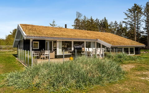 Gladis - 900M from the Sea: Tag, Hus, Sommerhus, Hjem, Arkitektur, Land Lot, Landdistrikt, Stuehus, Estate, Veranda