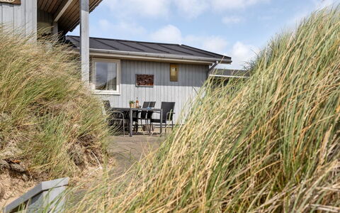 Kulle - 200M from the Sea: Tag, Hjem, Arkitektur, Hus, Sommerhus, Land Lot, Sidespor, Estate, Garden Bygninger