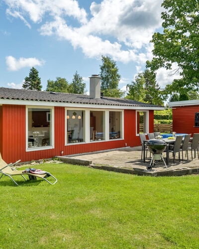 Ilari - 280M from the Sea
