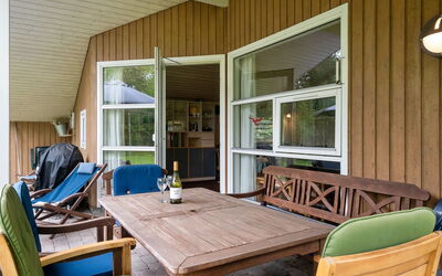 Loreia - 200M from the Sea