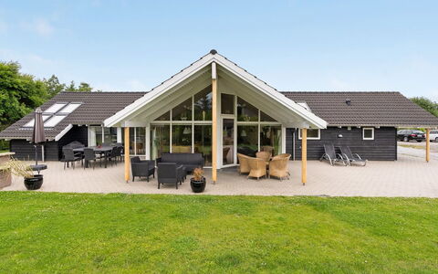 Harek - 800M from the Sea: Plantesamfund, Sollys, Urteagtig Plante, Have, Plantation, Landbrug, Farm
