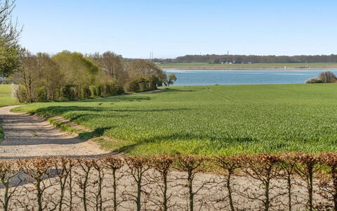 Ermelinda - 900M to the Fjord: Tag, Hus, Hjem, Sommerhus, Sidespor, Estate, Indkørsel, Garden Bygninger, Gård, Skur