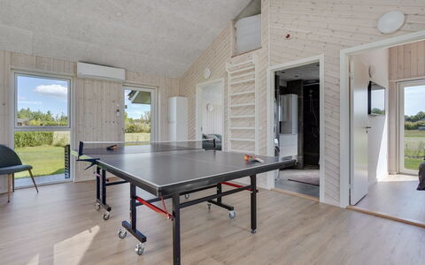 Elsebet - 600M from the Sea: Plantesamfund, Sollys, Urteagtig Plante, Have, Plantation, Landbrug, Farm