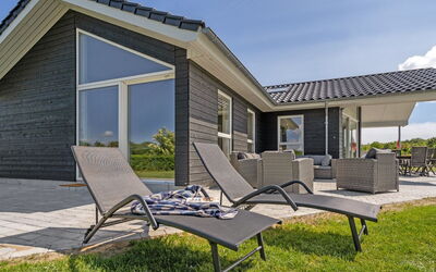 Elsebet - 600M from the Sea