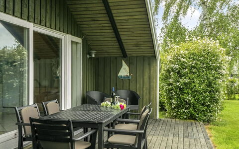 Simonia - 600M from the Sea: Plantesamfund, Sollys, Urteagtig Plante, Have, Plantation, Landbrug, Farm