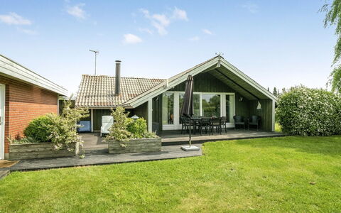 Simonia - 600M from the Sea: Plantesamfund, Sollys, Urteagtig Plante, Have, Plantation, Landbrug, Farm