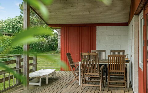 Thorwer - 250M from the Sea: Plantesamfund, Sollys, Urteagtig Plante, Have, Plantation, Landbrug, Farm