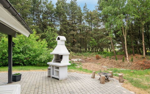 Liliana - 800M from the Sea: Sommerhus, Skur, Hytte, Stuehus, Prærie, Hytte, Lade, Bjælkehytte, Garden Bygninger