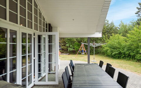 Liliana - 800M from the Sea: Sommerhus, Skur, Hytte, Stuehus, Prærie, Hytte, Lade, Bjælkehytte, Garden Bygninger