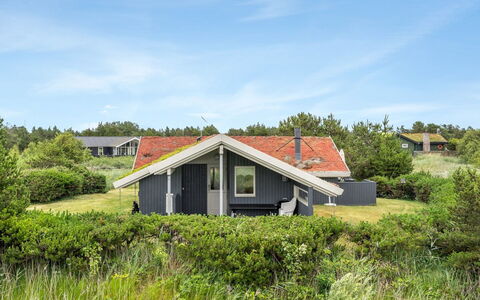 Bryniulf - 1.8Km from the Sea: Sommerhus, Stuehus