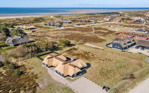 Ege - 200M from the Sea: Sommerhus, Stuehus