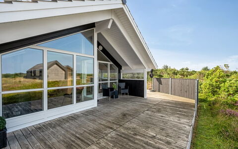 Christan - 1.2Km from the Sea: Sommerhus, Hjem, Hus, Tag, Veranda, Estate, Sidespor, Garden Bygninger, Stuehus, Gård