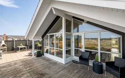 Christan - 1.2Km from the Sea
