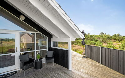 Christan - 1.2Km from the Sea