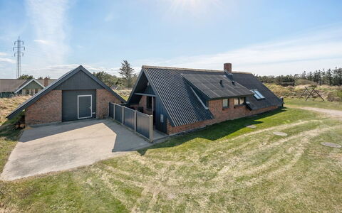 Wulfhild - 800M from the Sea: Plantesamfund, Sollys, Urteagtig Plante, Have, Plantation, Landbrug, Farm