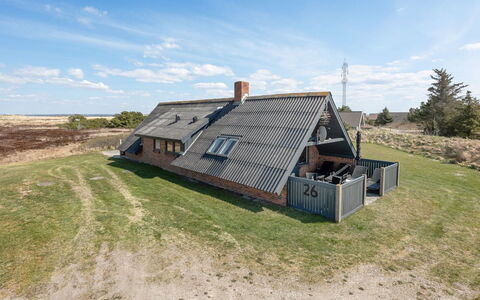 Wulfhild - 800M from the Sea: Plantesamfund, Sollys, Urteagtig Plante, Have, Plantation, Landbrug, Farm