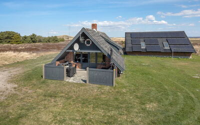 Wulfhild - 800M from the Sea