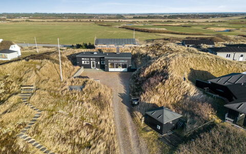 Carstina - 400M from the Sea: Plantesamfund, Sollys, Urteagtig Plante, Have, Plantation, Landbrug, Farm