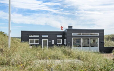 Carstina - 400M from the Sea