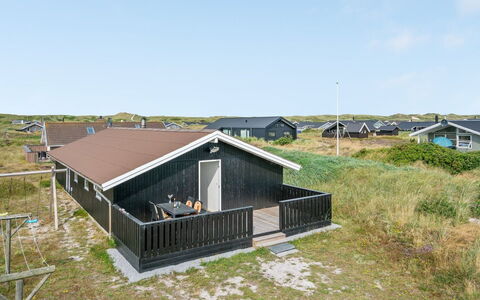 Apolonia - from the Sea: Hjem, Sommerhus, Veranda, Hårdttræ, Sidespor, Dæk, Skygge, Planke, Estate, Garden Bygninger