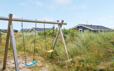 Apolonia - from the Sea: Hjem, Sommerhus, Veranda, Hårdttræ, Sidespor, Dæk, Skygge, Planke, Estate, Garden Bygninger