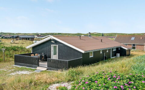 Apolonia - from the Sea: Hjem, Sommerhus, Veranda, Hårdttræ, Sidespor, Dæk, Skygge, Planke, Estate, Garden Bygninger