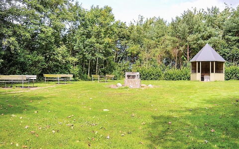 Martinus - 5.5Km from the Sea: Sommerhus, Tag, Hjem, Hældning, Hytte, Sidespor
